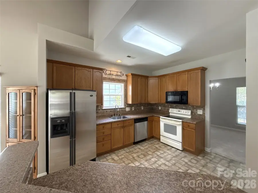 2140 Pineapple Court, Matthews, NC 28105 - #3