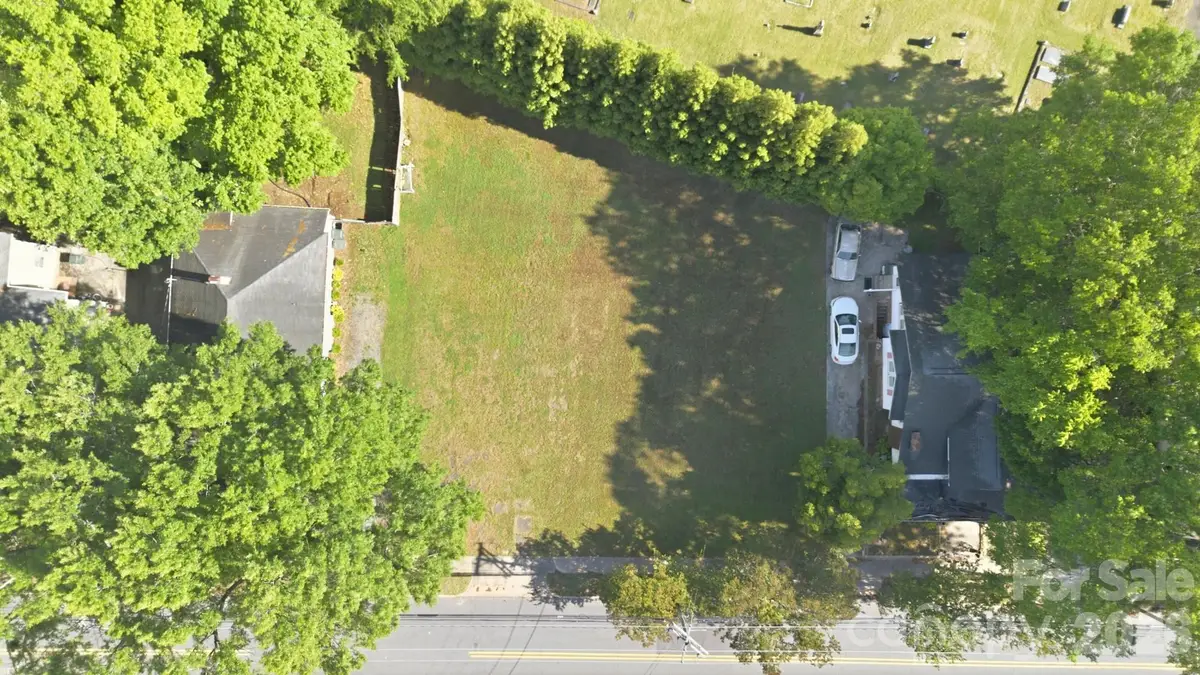 424 W 2nd Avenue, Gastonia, NC 28052 - #1
