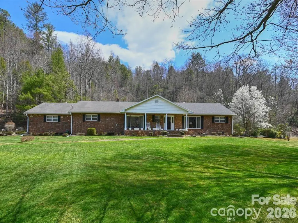 7530 Nc 208 Highway, Marshall, NC 28753 - #1