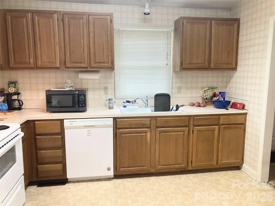 1300 Larchmont Place #901, Salisbury, NC 28144 - #3