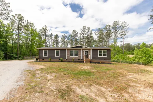 412 Mullinax Circle, Blacksburg, SC 29702