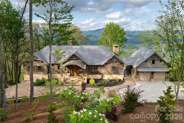 376 Wandering Trail, Waynesville, NC 28785