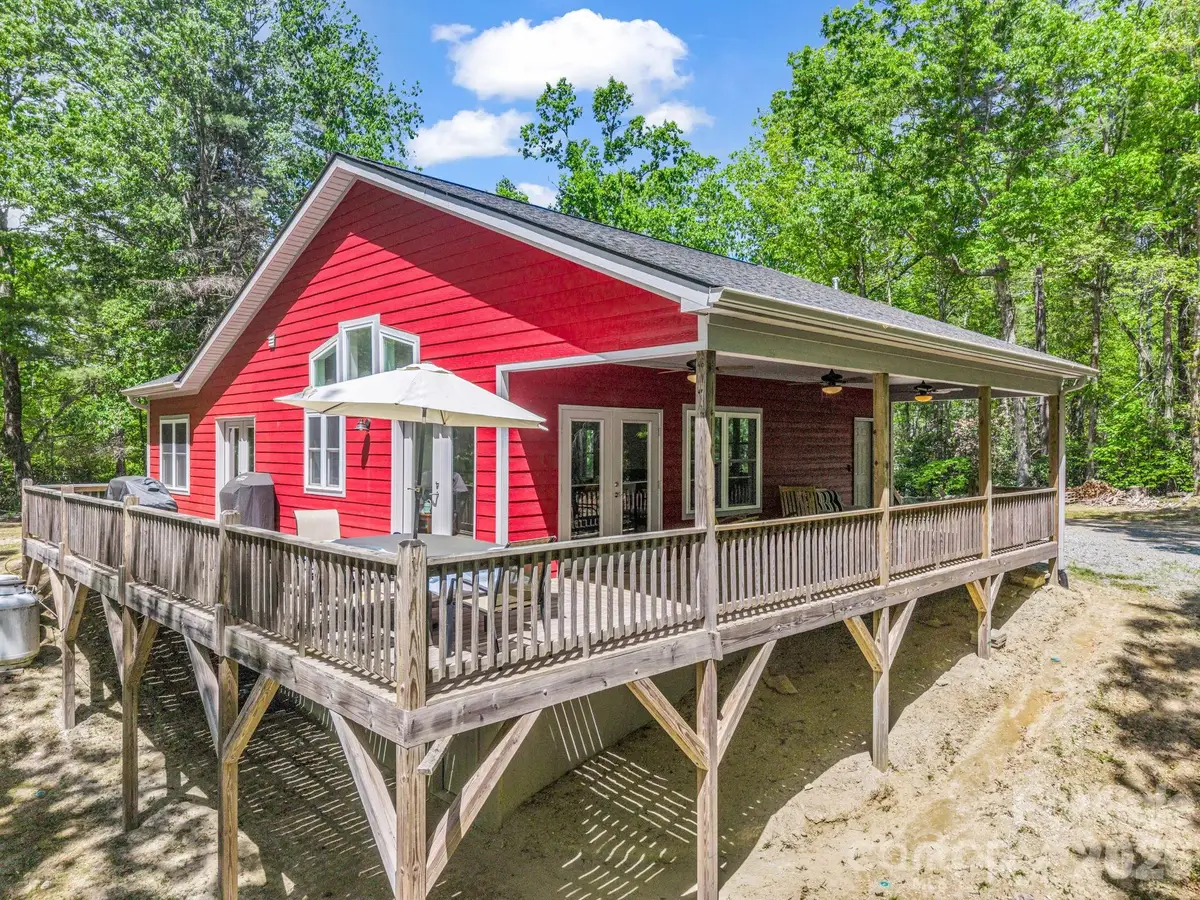 565 Pinewood Knoll Drive, Hendersonville, NC 28739 - #1