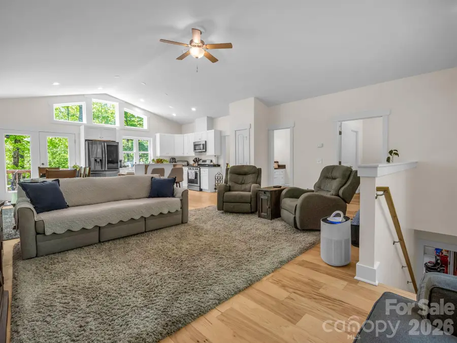 565 Pinewood Knoll Drive, Hendersonville, NC 28739 - #2