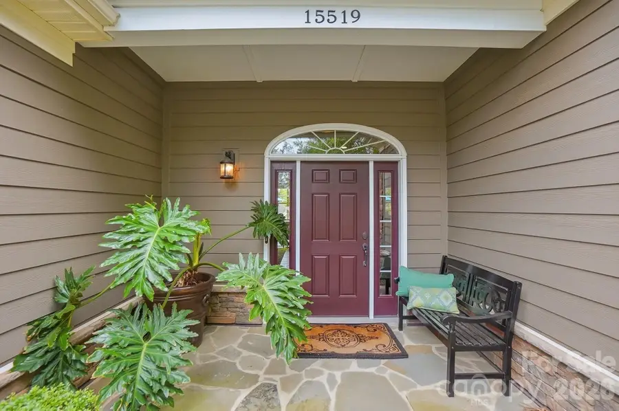 15519 Lake Ridge Road, Charlotte, NC 28278 - #3