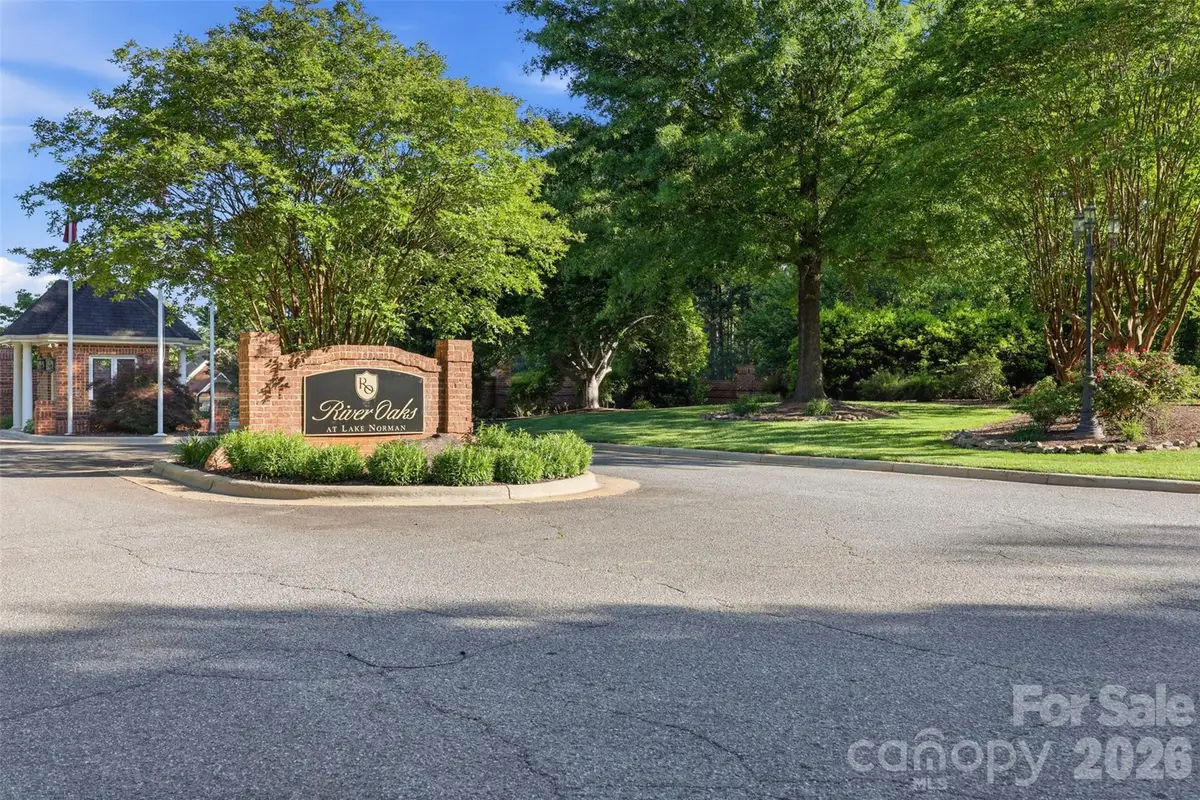 296 Broken Arrow Drive, Statesville, NC 28677 - #1