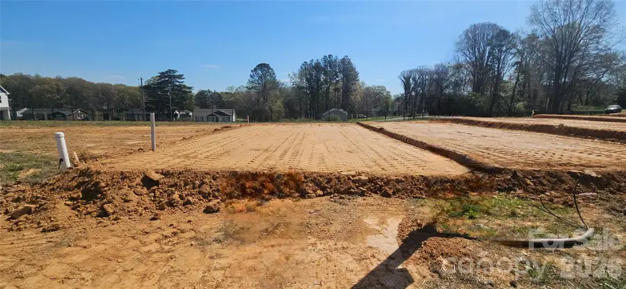 1233 Signal Avenue, Gastonia, NC 28052 - #2