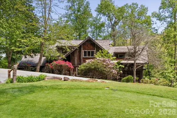 56 Spring House Drive, Burnsville, NC 28714