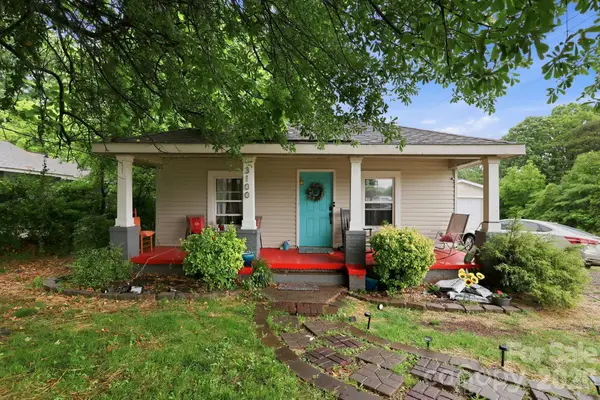 3100 Avalon Avenue, Charlotte, NC 28208