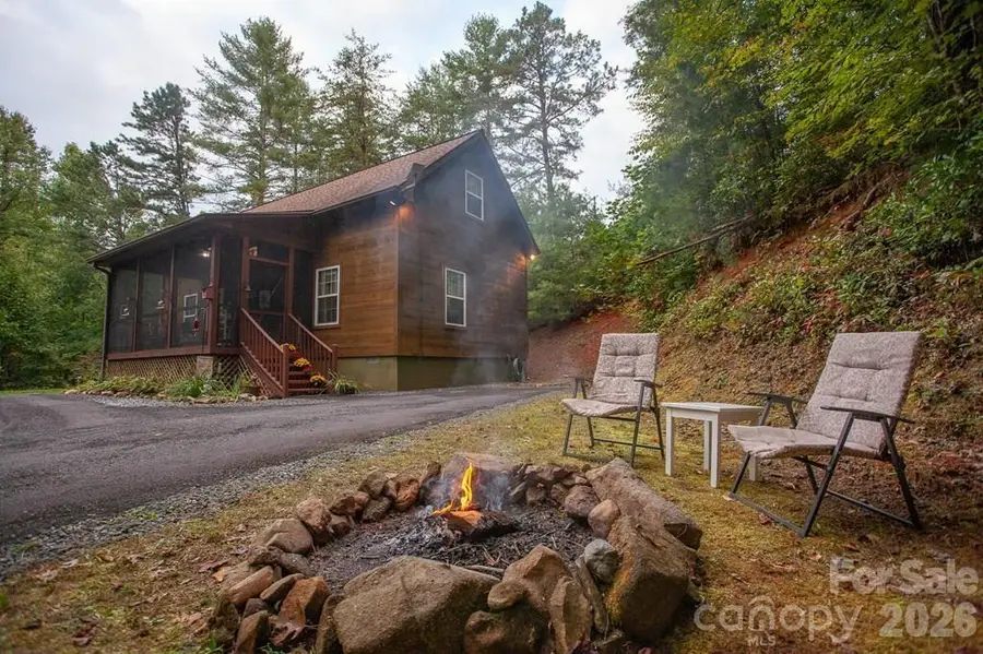 138 Hubbell Lane, Robbinsville, NC 28771 - #2