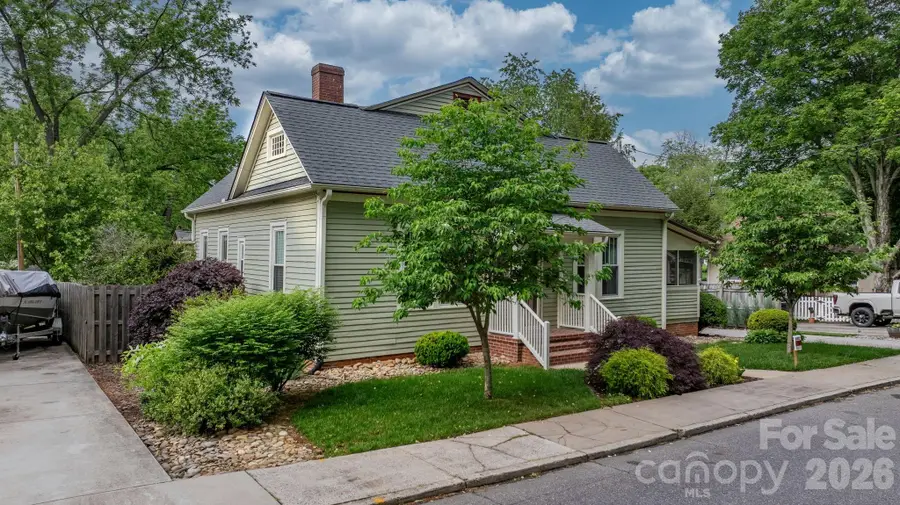 214 Webb Street, Statesville, NC 28677 - #3