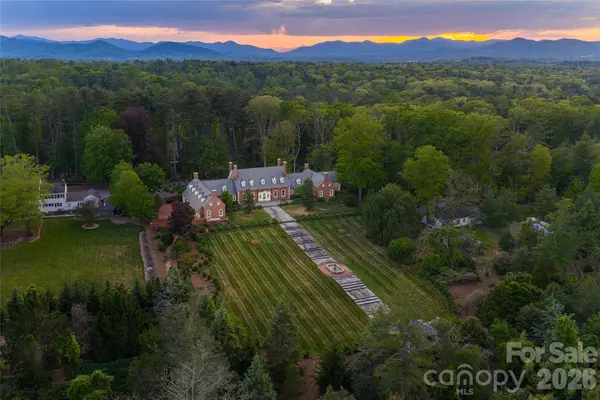 324 Vanderbilt Road, Asheville, NC 28803