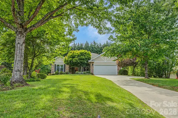 57 Talon Trail Lane, Etowah, NC 28729