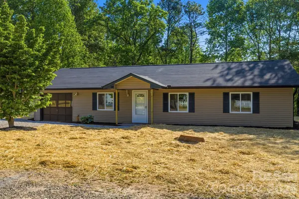 24 Sagefield Drive, Candler, NC 28715