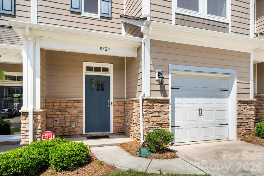 8723 Harris Lake Lane, Charlotte, NC 28269 - #3