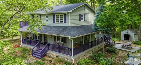 140 Elijah Hall Road, Black Mountain, NC 28711