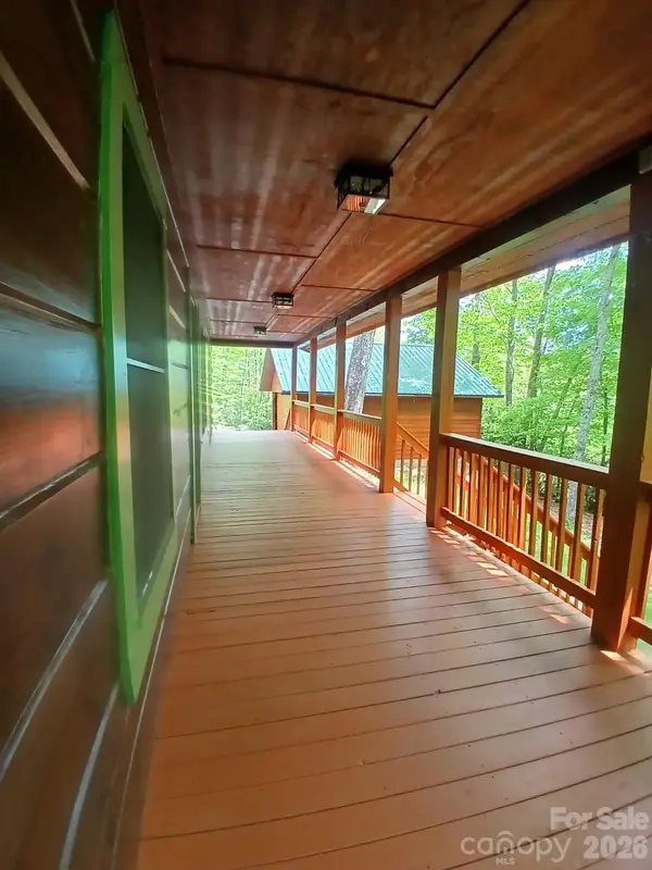 6220 Sunny Drive, Newland, NC 28657