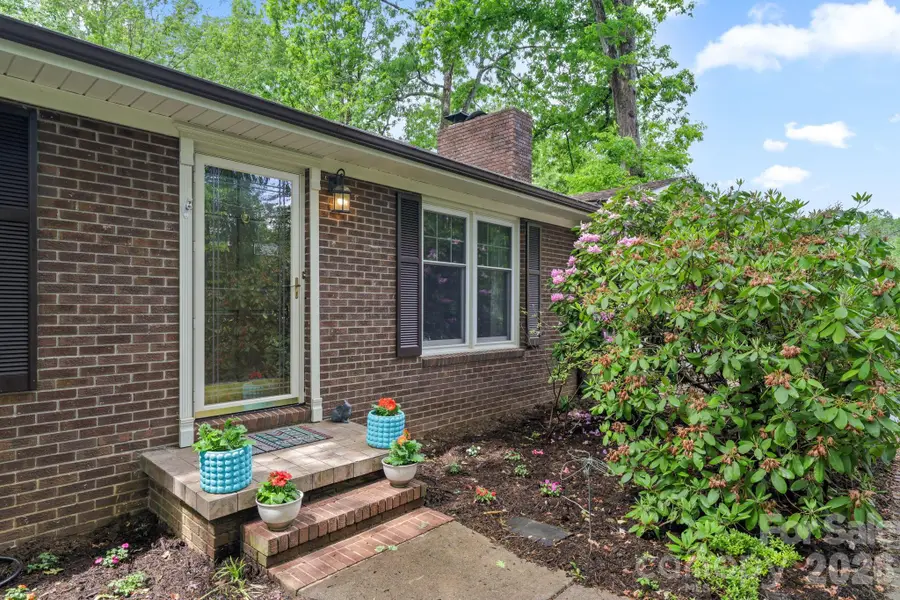 98 Pensacola Avenue, Arden, NC 28704 - #2