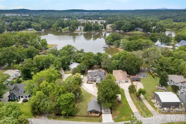 5555 Riverfront Road, Lake Wylie, SC 29710