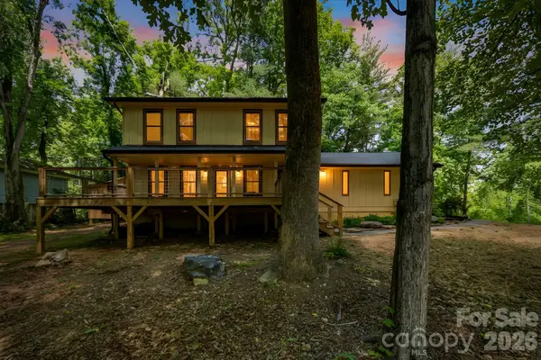 1 Eastway Court, Fletcher, NC 28732