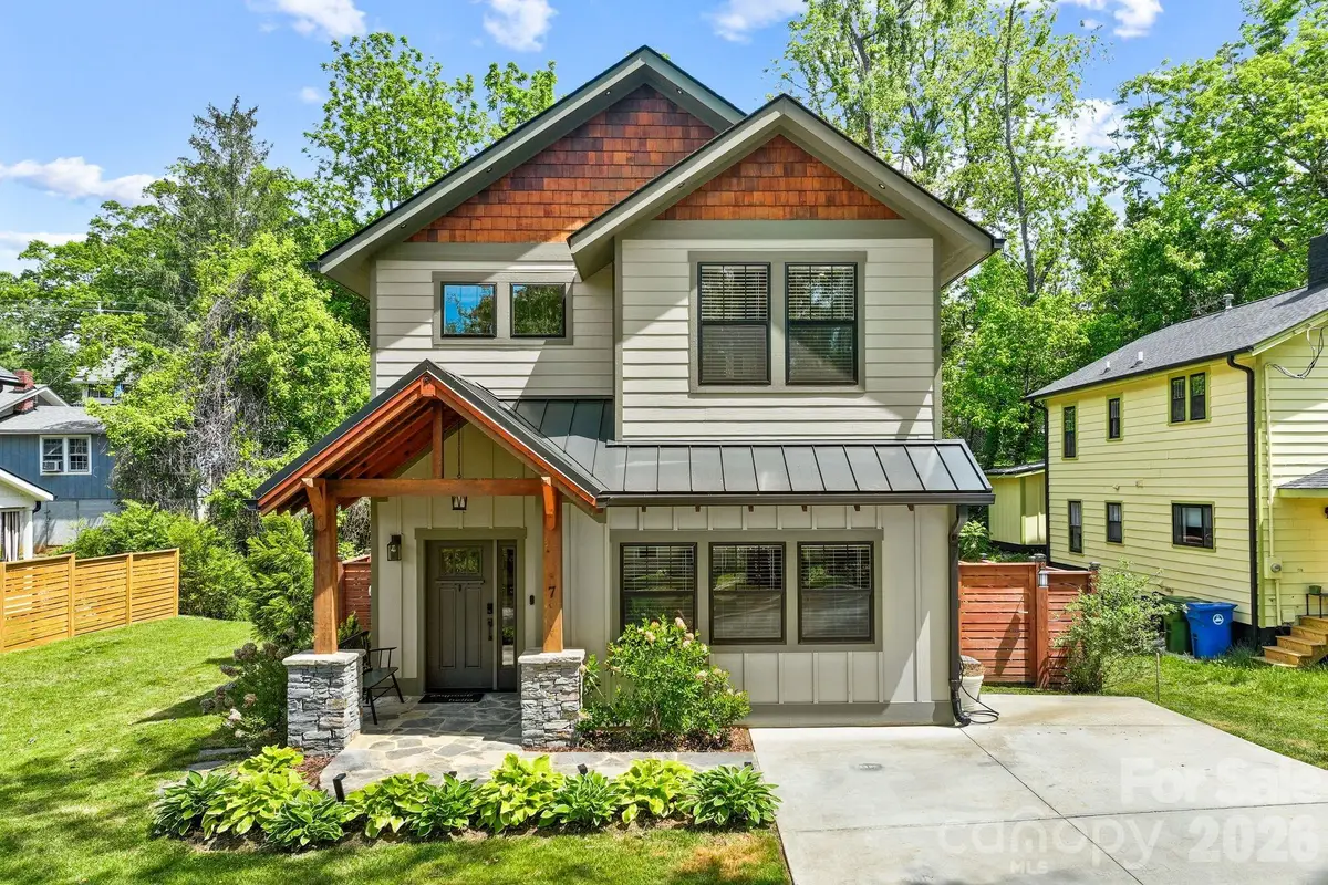 7 Acona Lane, Asheville, NC 28803 - #1