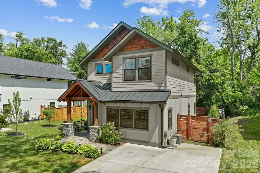 7 Acona Lane, Asheville, NC 28803 - #3