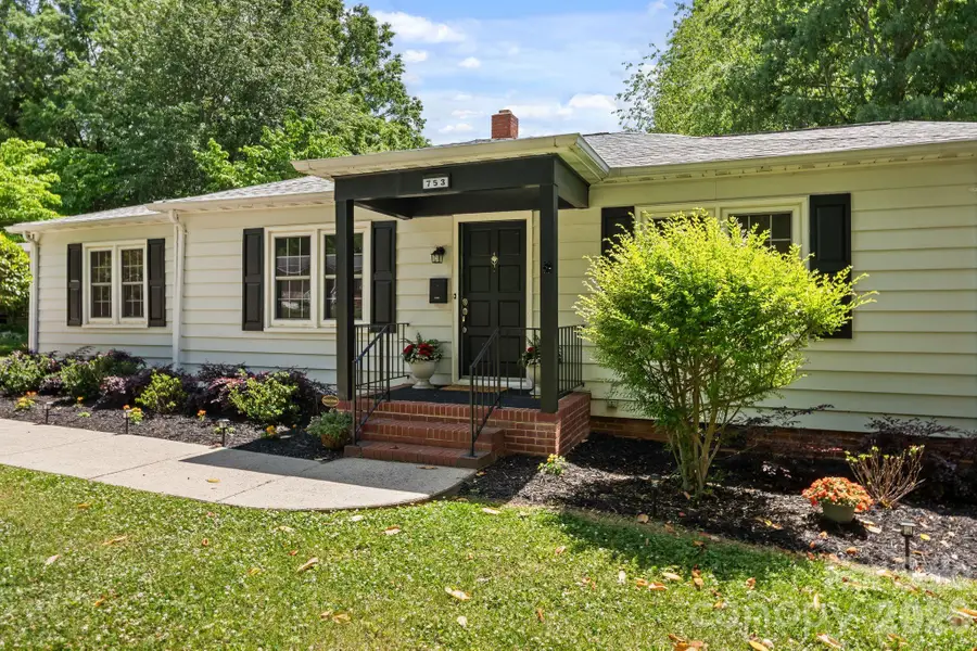 753 Carpenter Avenue, Mooresville, NC 28115 - #2