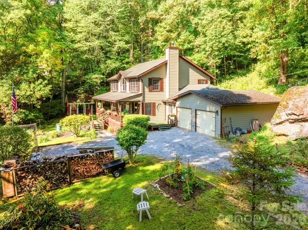 150 Sorghum Drive, Waynesville, NC 28785