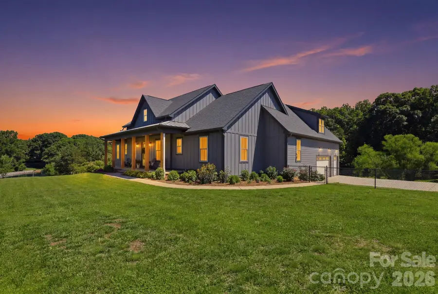 1881 E Maiden Road, Maiden, NC 28650 - #2