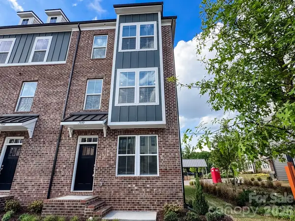 3102 Middle Street, Charlotte, NC 28278