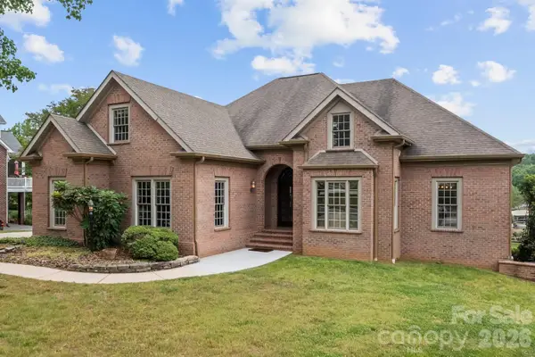 221 Windemere Isle Road, Statesville, NC 28677