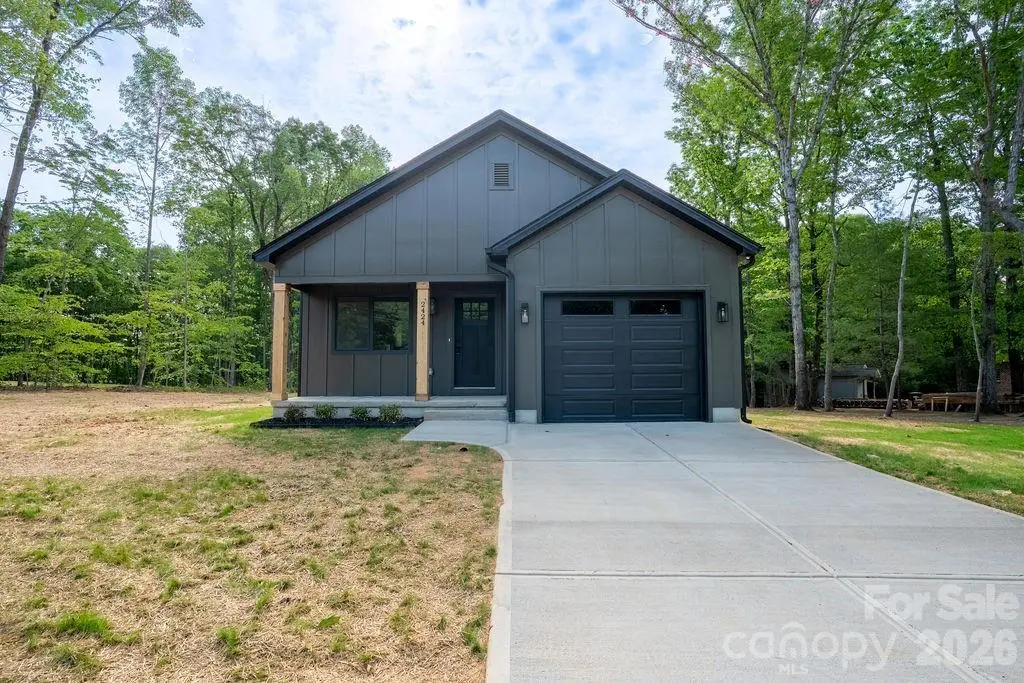 2424 Puetts Chapel Road, Bessemer City, NC 28016 - #1