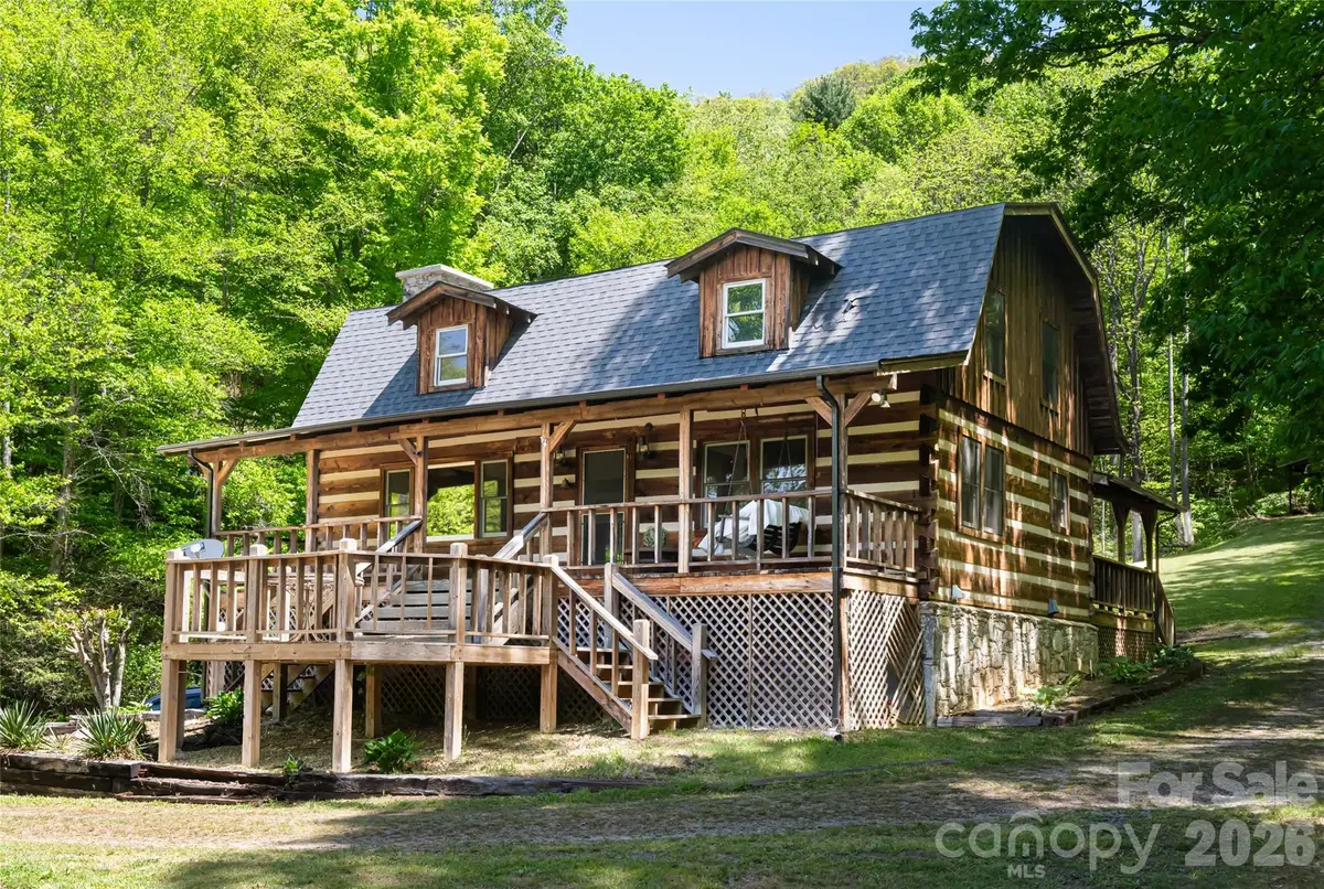 224 Seasons Drive, Clyde, NC 28721 - #1