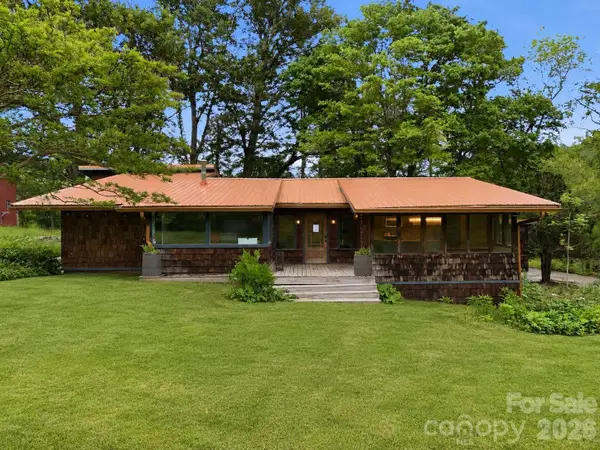 250 Potato Branch Road, Leicester, NC 28748