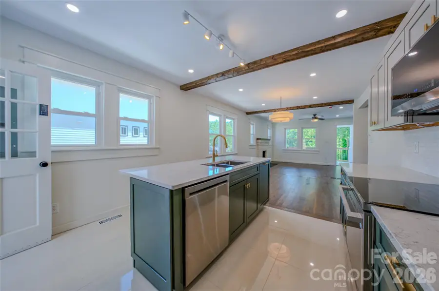 26 Henrietta Street, Asheville, NC 28801 - #2