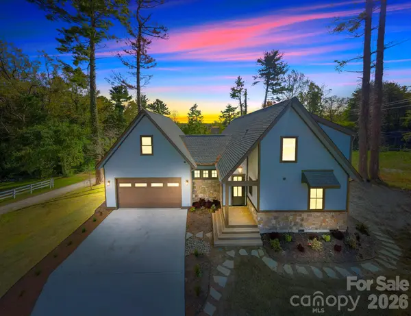 154 Osceola Road, Hendersonville, NC 28739