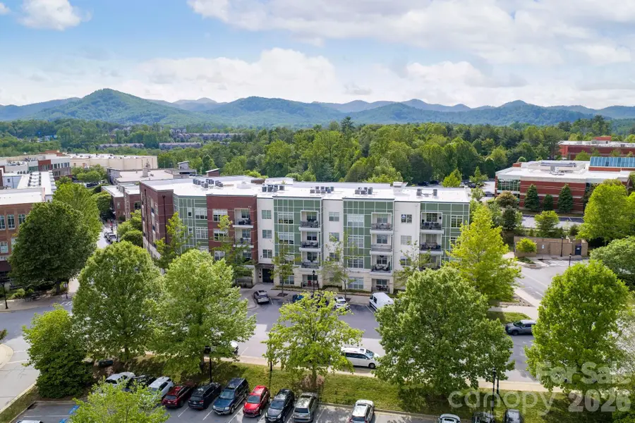 42 Schenck Parkway #106, Asheville, NC 28803 - #2