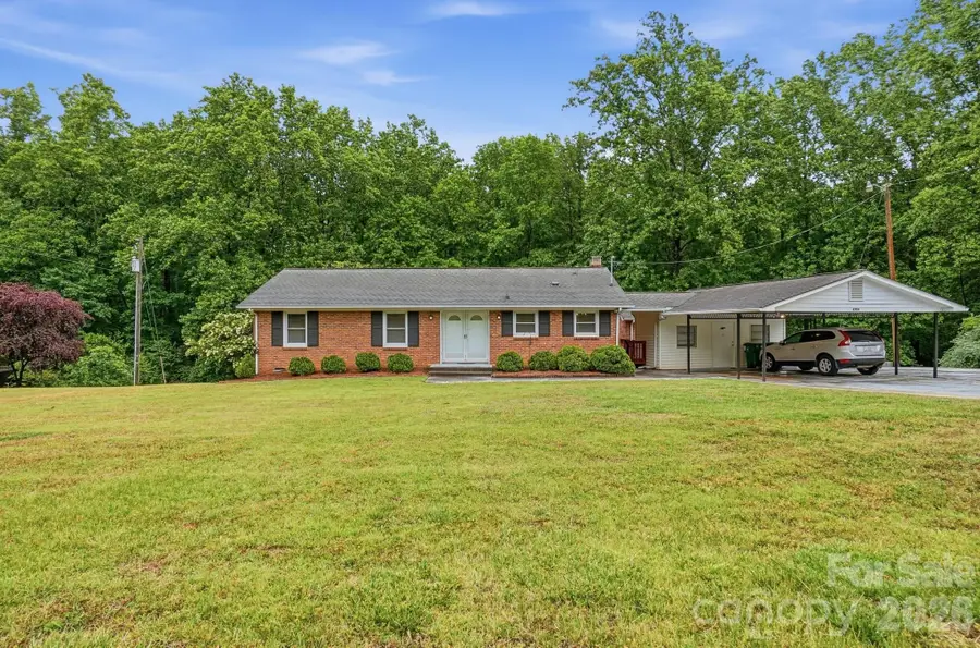 6704 Alanbrook Road, Charlotte, NC 28215 - #2