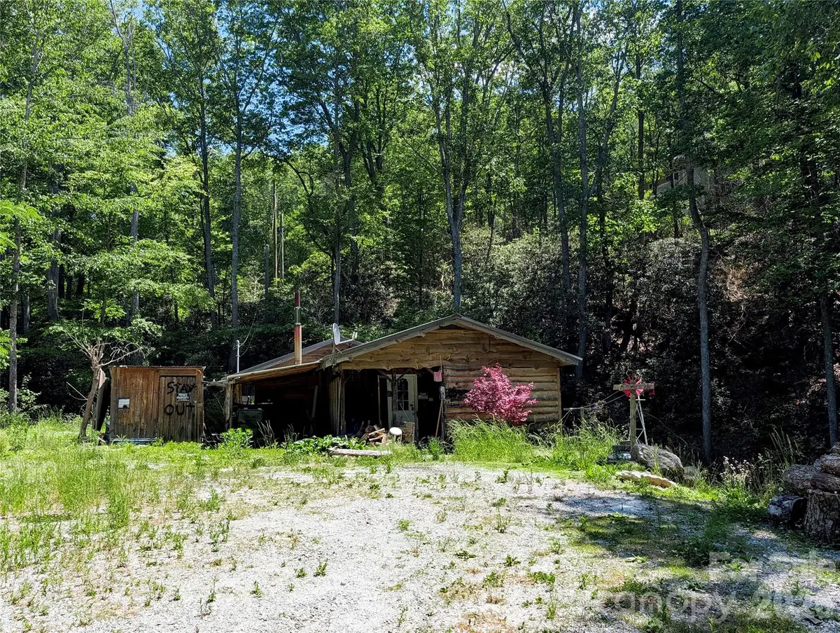 1034 Kyles Creek Road, Hendersonville, NC 28792 - #1