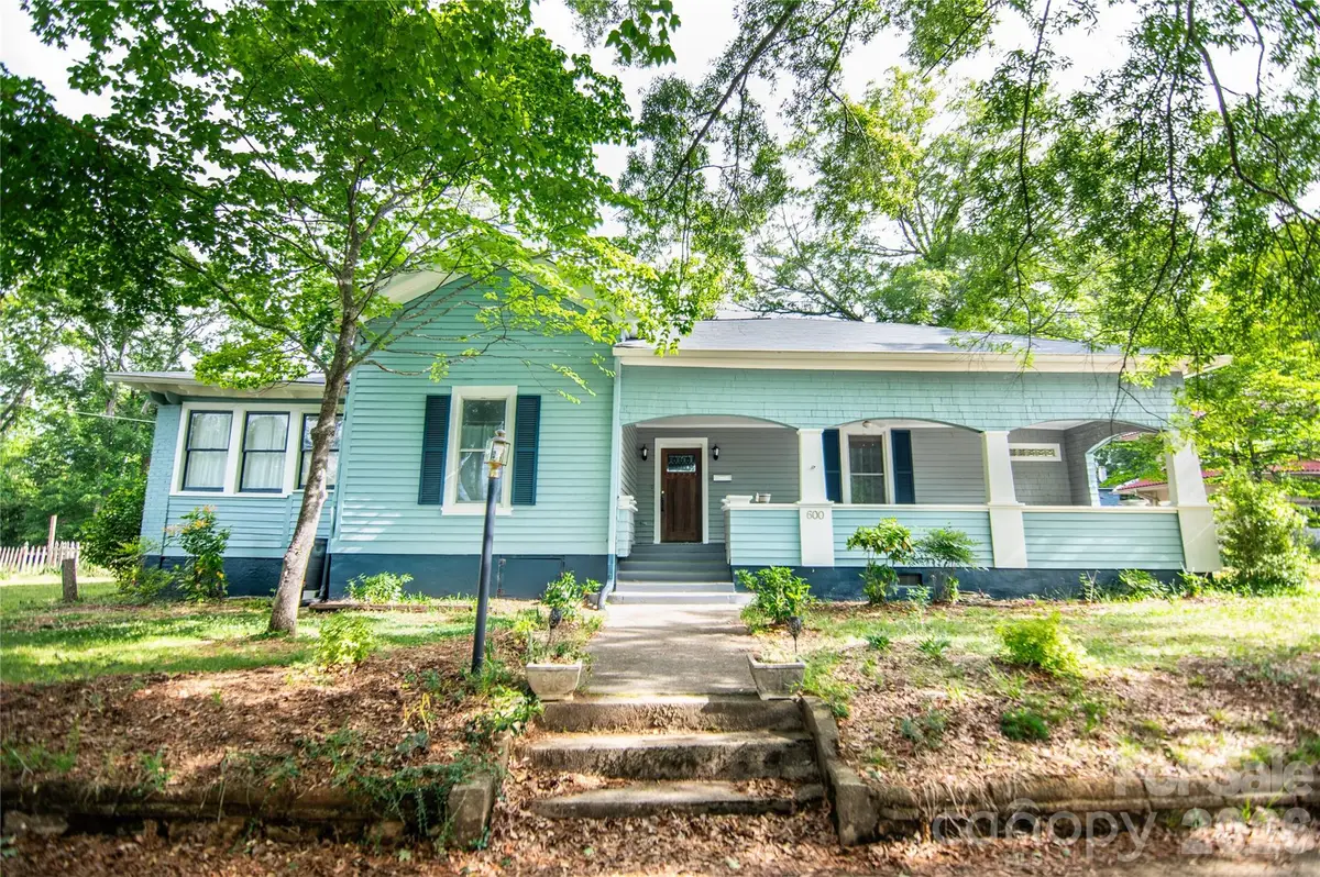 600 W Warren Street, Shelby, NC 28150 - #1