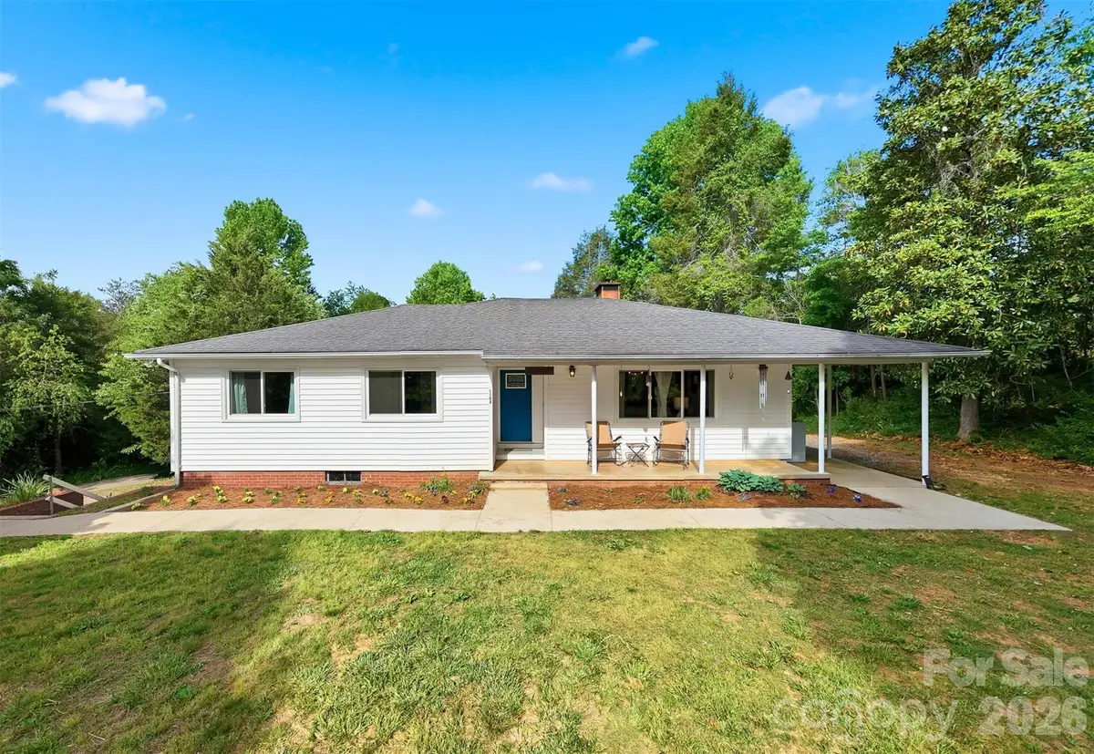 1108 Delwood Drive Sw, Lenoir, NC 28645 - #1
