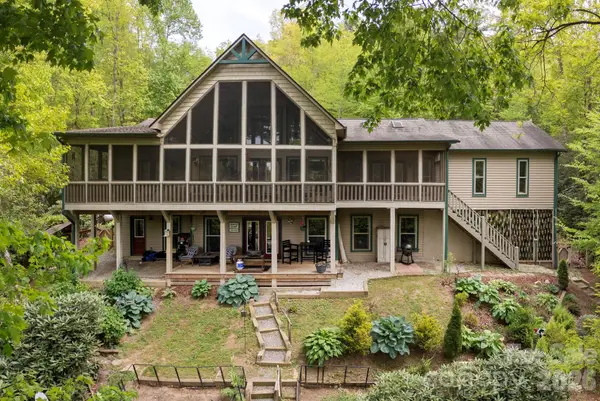 149 Hiwassee Road, Lake Toxaway, NC 28747