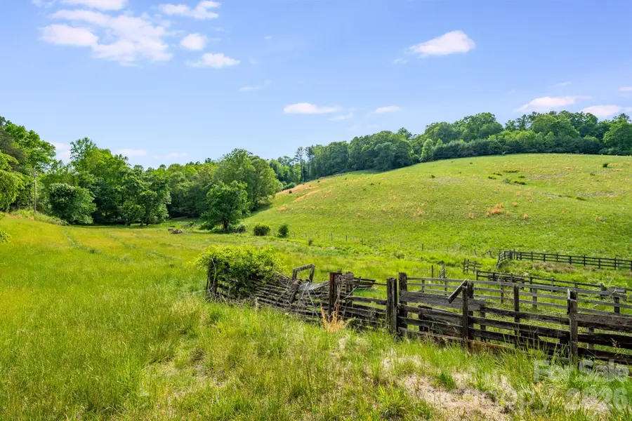 435 Upper Glady Fork Road, Candler, NC 28714 - #2