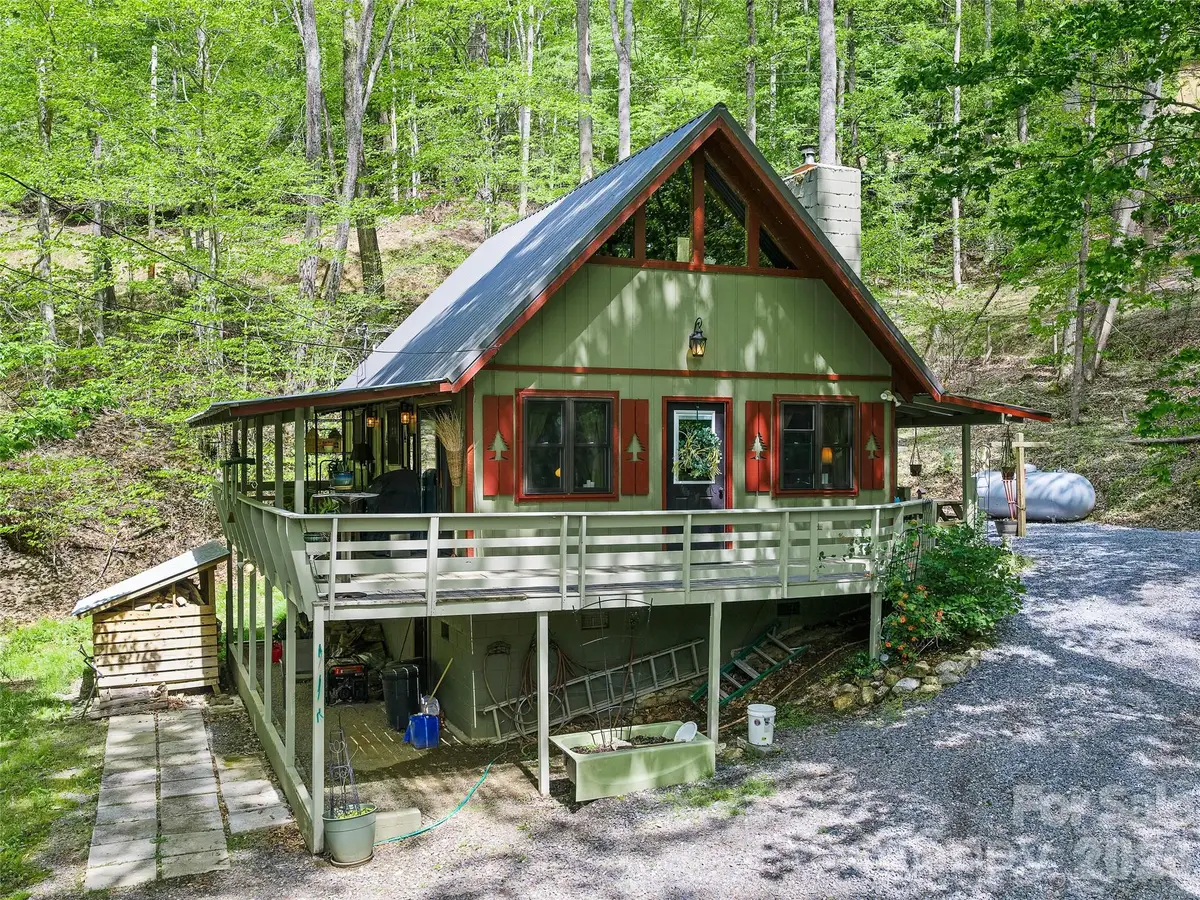 886 Three Quarter Creek Road, Burnsville, NC 28714 - #1