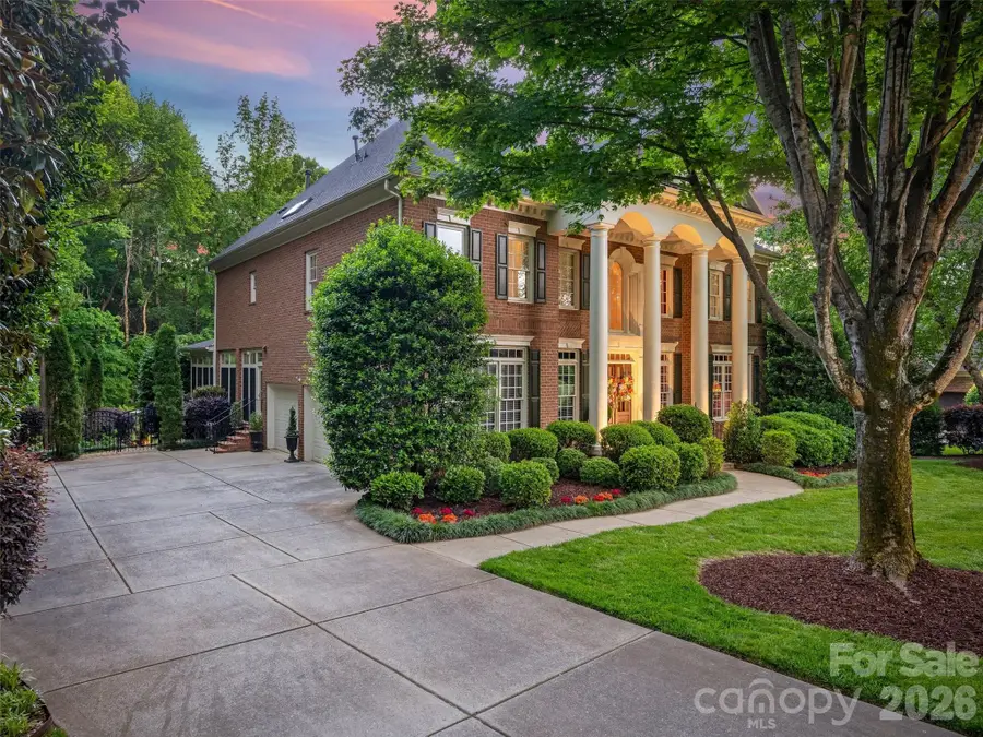 602 Hampshire Hill Road, Matthews, NC 28105 - #2