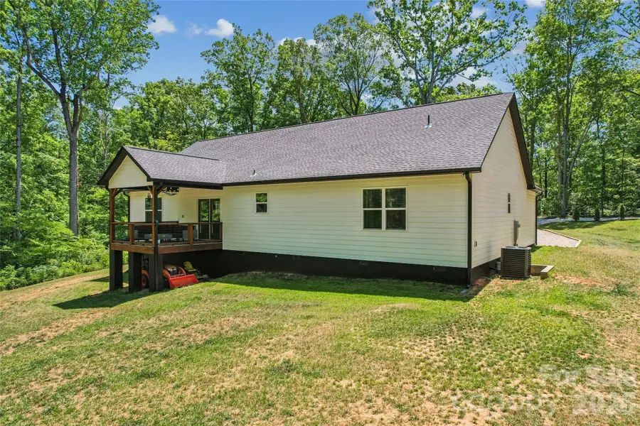 305 Robinson Avenue, Mount Holly, NC 28120 - #3