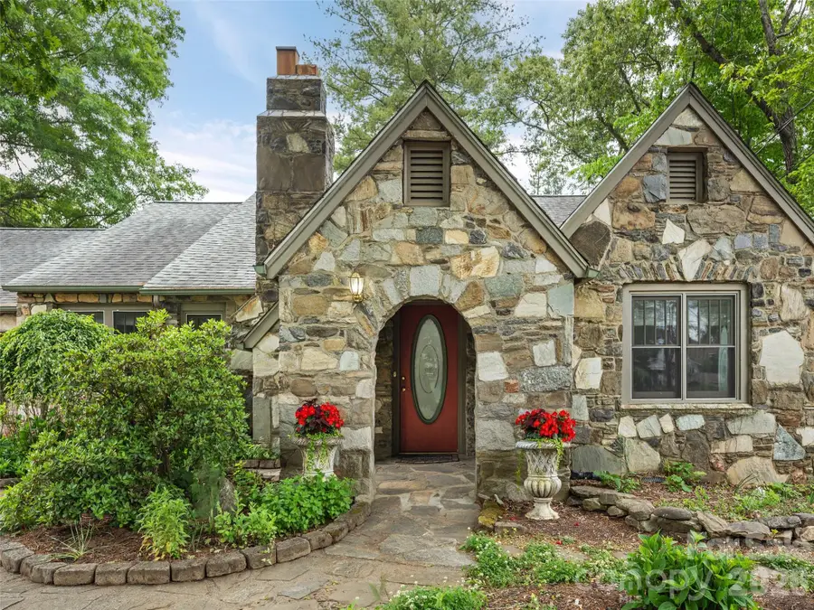 115 Oakland Road, Asheville, NC 28801 - #3