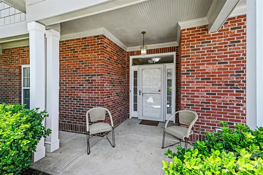908 Davie Avenue, Statesville, NC 28677 - #3