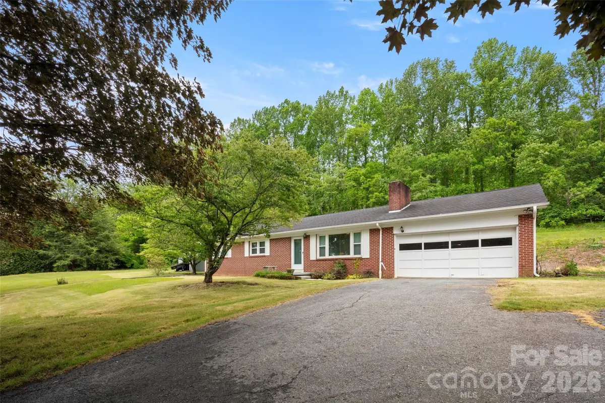 83 Honeysuckle Lane, Burnsville, NC 28714 - #1