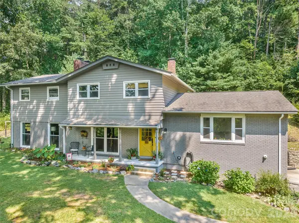 13 Rolling View Drive, Asheville, NC 28805